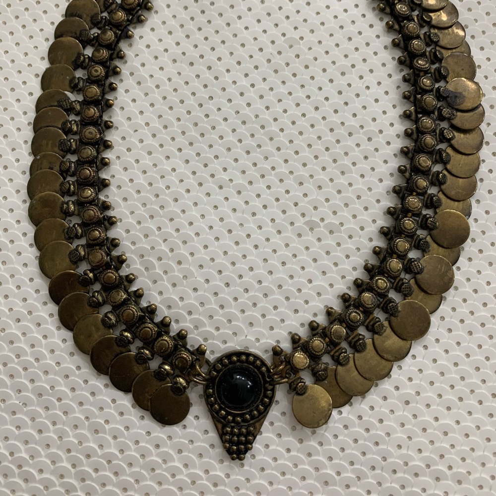Vintage brass color choker /Nicolas